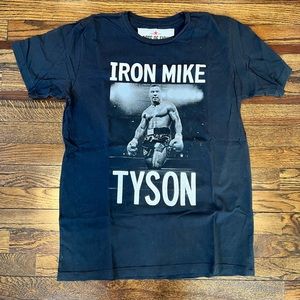 Mike Tyson - Roots of Fight T-Shirt